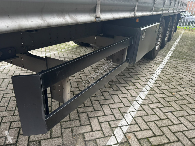 Schmitz Cargobull Schuifzeil semi-trailer