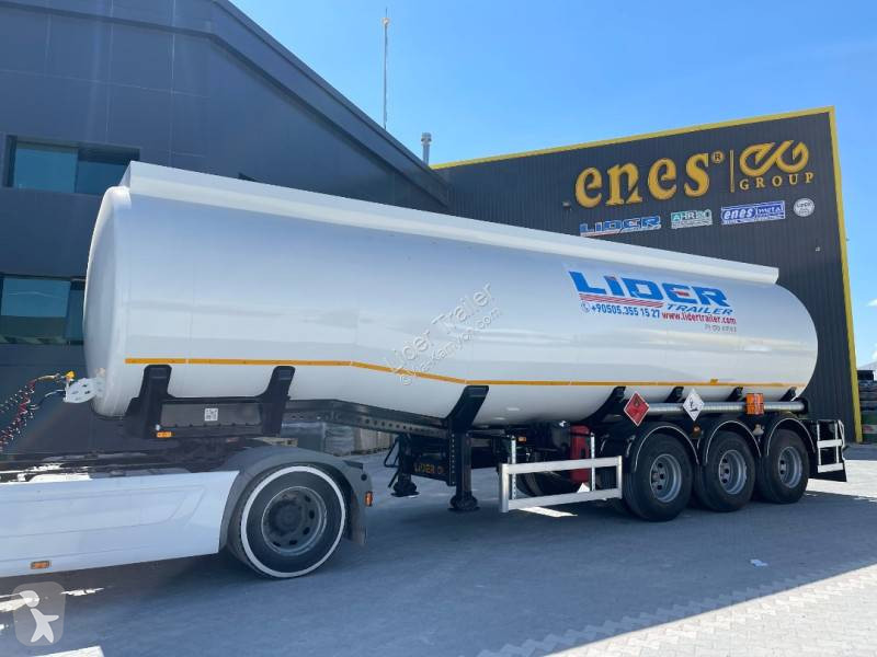 Semitrailer Lider Fuel Tanker (44000 Lt)