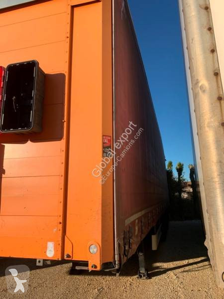 نصف مقطورة Fliegl