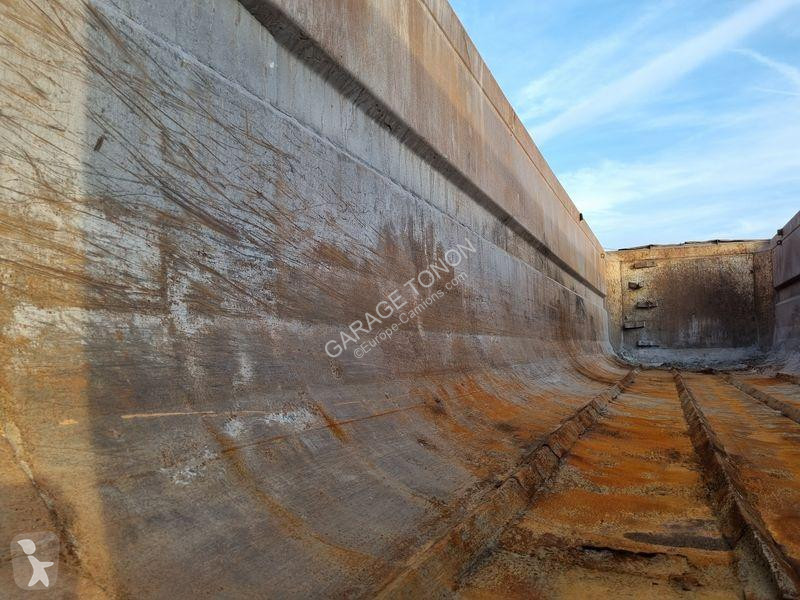 Semitrailer Schmitz Cargobull  BENNE FERRAILLE...