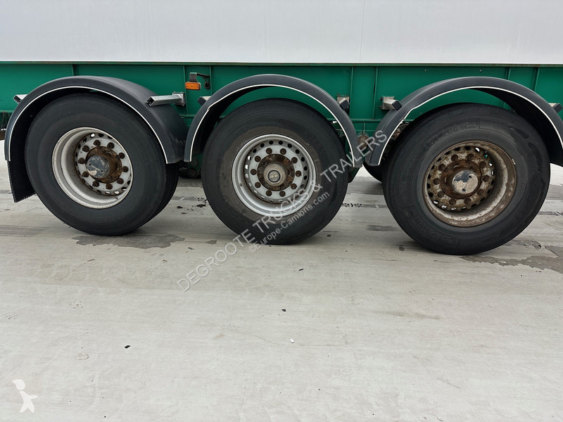 Semitrailer Fruehauf 4 x Skelet 2 x 20-40 ft