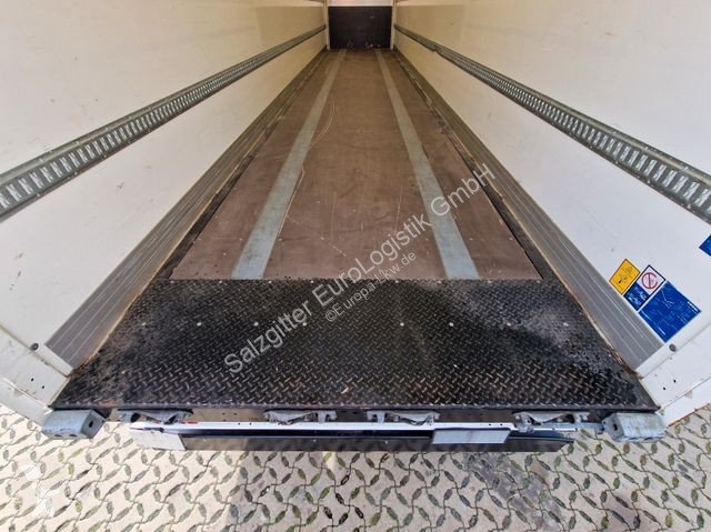 Semiremorca Kögel S24-1 / Liftachse