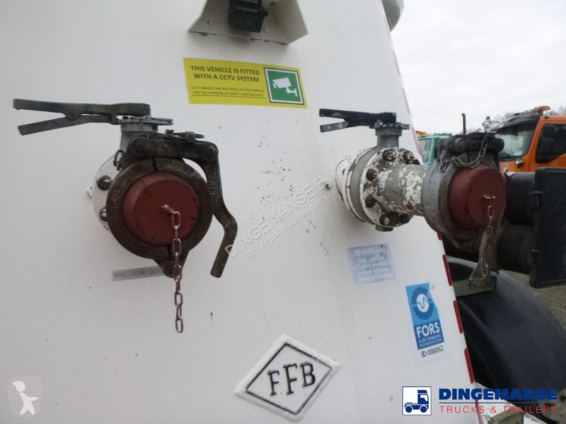 Semiremorca Feldbinder Powder tank alu 36 m3 /...