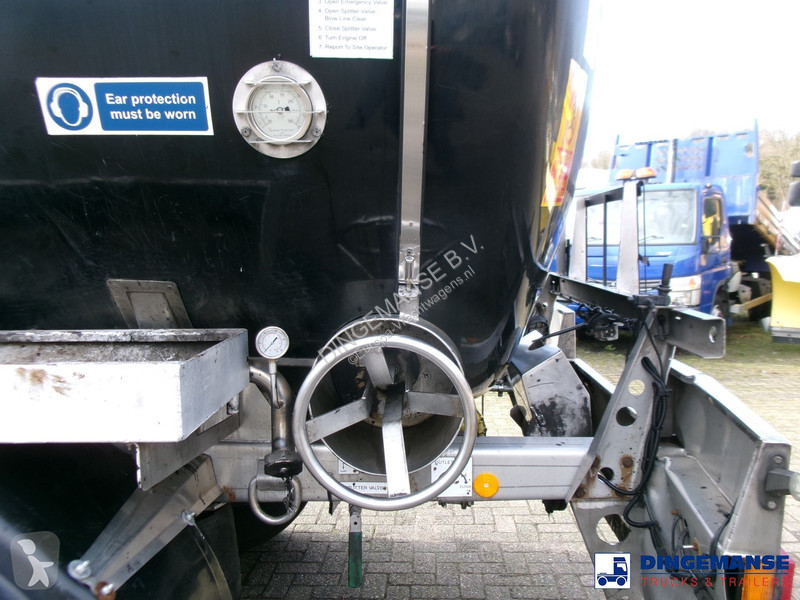 Semiremorca Crossland Bitumen tank inox 33 m3 /...