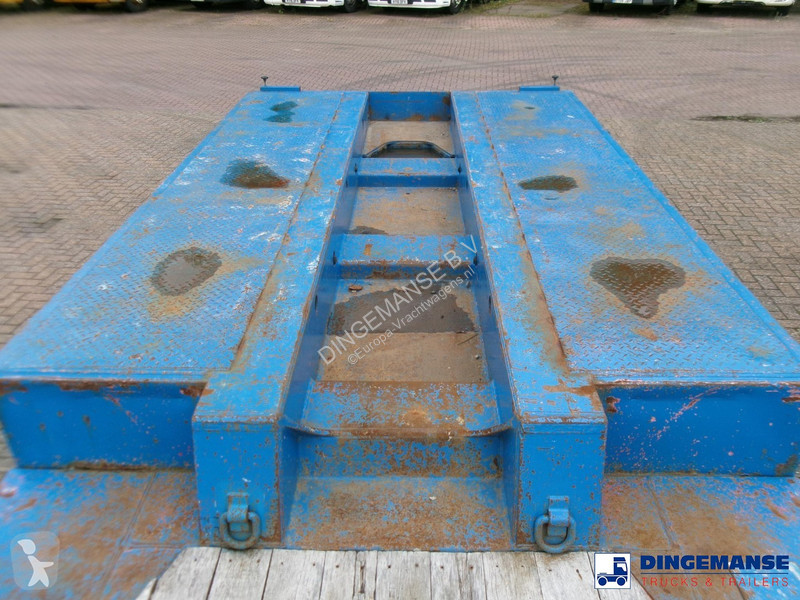 Semiremorca Nooteboom 3-axle lowbed trailer...