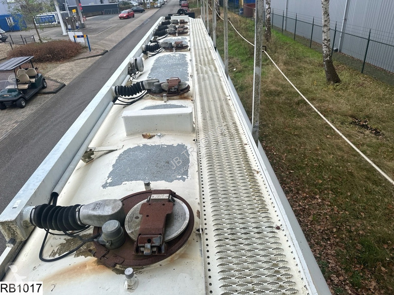 Semiremorca Fruehauf Fuel 39886 Liter, 7...