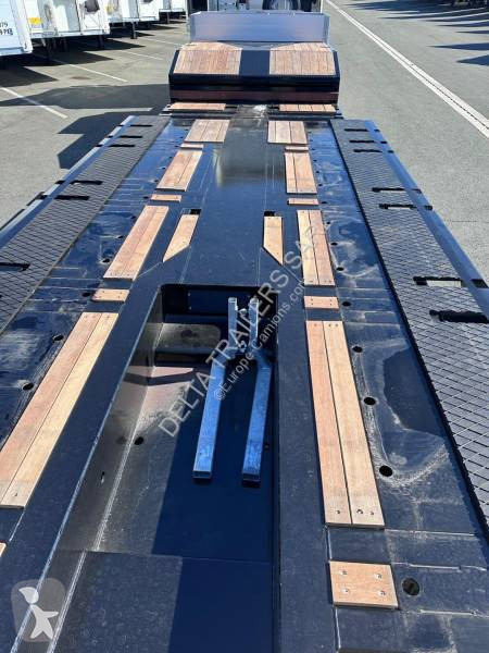 Semitrailer Nooteboom 4 essieux directionnels...