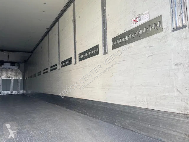 Semiremorca Krone Frigo Double stock carrier...
