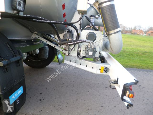 Semi reboque D-TEC Gülletanker FV2011...