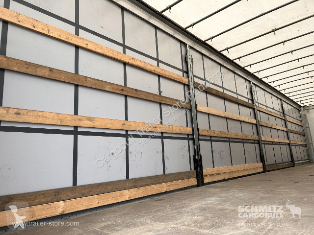 Sættevogn Schmitz Cargobull Curtainsider Standard