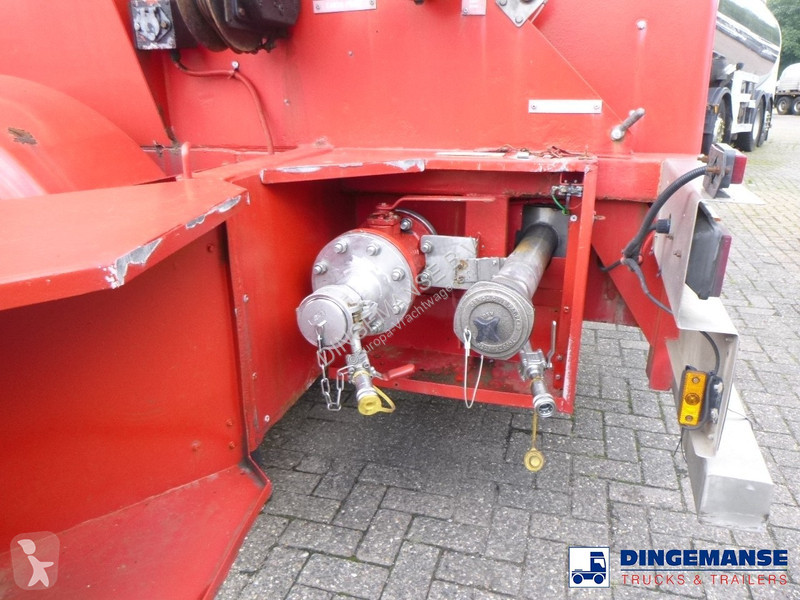 Semiremorca Clayton Gas tank steel 31.8 m3 (low...