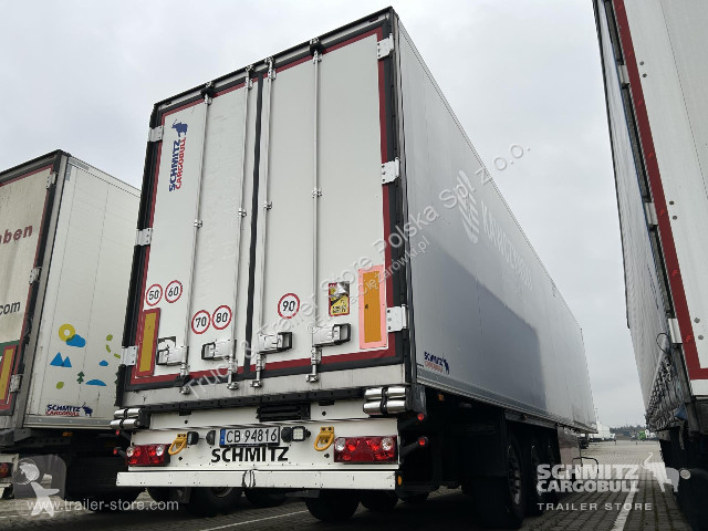 نصف مقطورة Schmitz Cargobull Tiefkühlkoffer...
