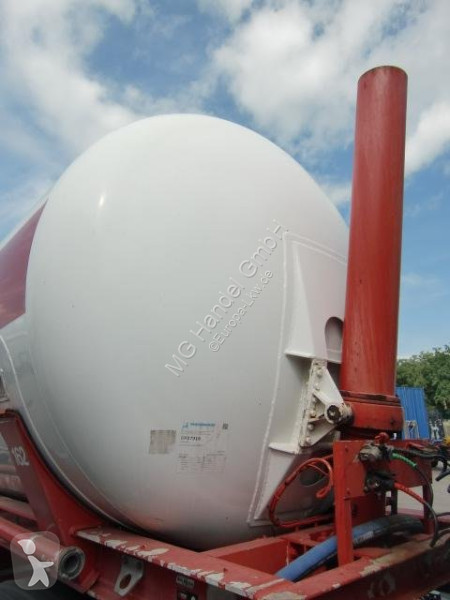 Semiremorca Feldbinder KIP 63.3 Siloauflieger,...