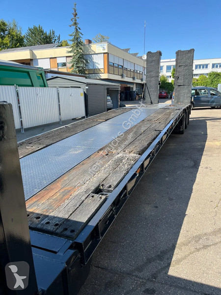 Semitrailer Goldhofer STZ -TL 3 -33/80 3-Achs...