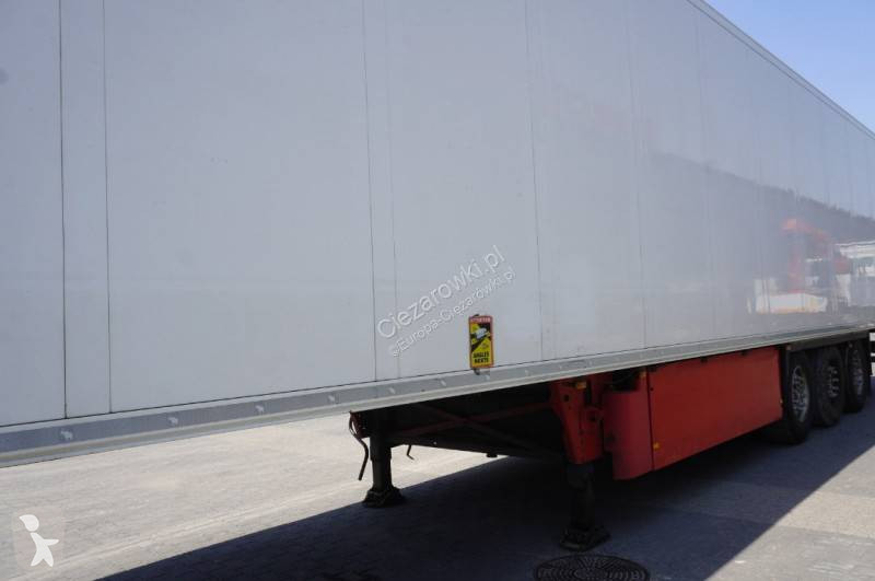 Oplegger Schmitz Cargobull refrigerated...