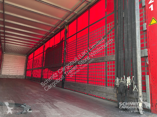 نصف مقطورة Schmitz Cargobull Curtainsider...