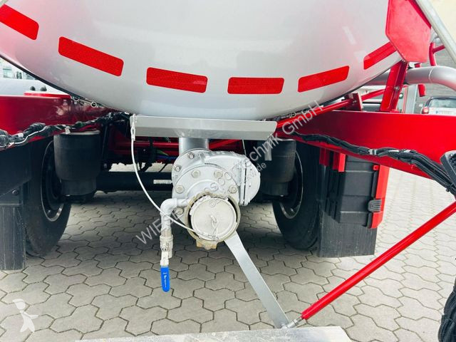 Semitrailer Kässbohrer STS.SS Edelstahl...