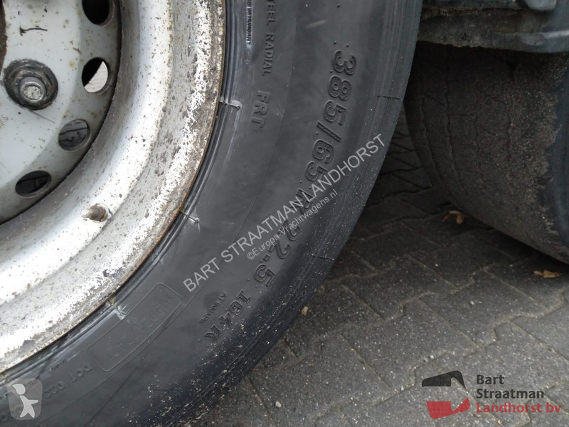 Semitrailer ATM OKA 17/27 3 Assen geïsoleerde...