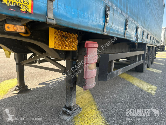 Semitrailer Schmitz Cargobull Semitrailer...
