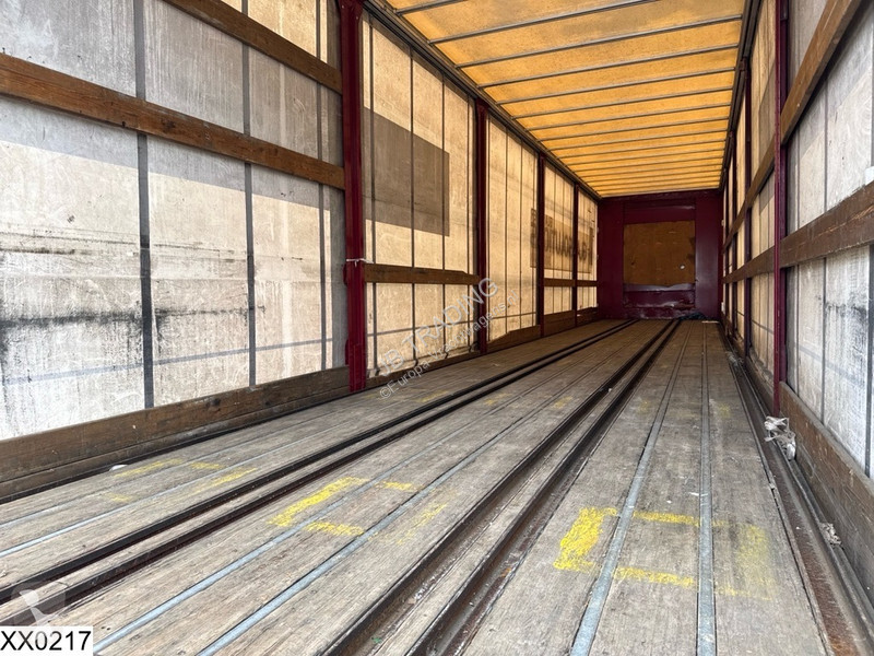Semitrailer Fruehauf Tautliner Dhollandia