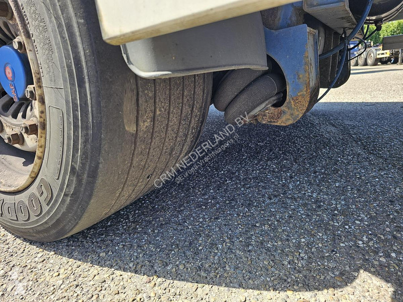 Semitrailer Renders 3 AXLE FLATBED | STEERING 2...