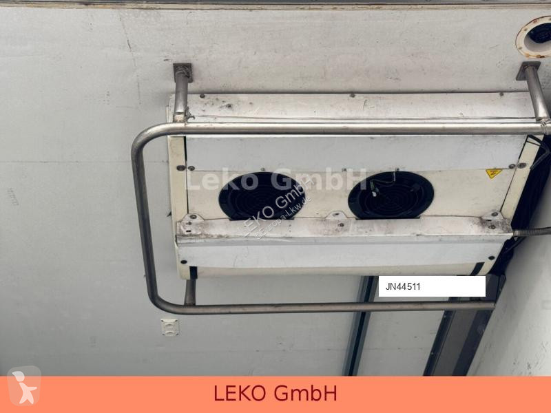 Semitrailer Fruehauf FST 4 FC Mit Carrier Vic...