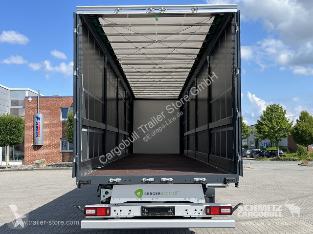 Semitrailer Berger Curtainsider Standard Getränke