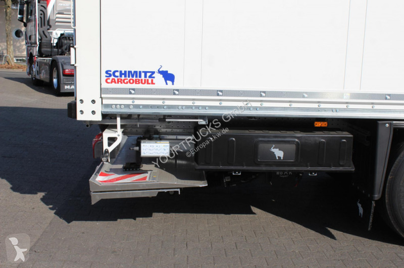 نصف مقطورة Schmitz Cargobull   Koffer 2,7h   DS...