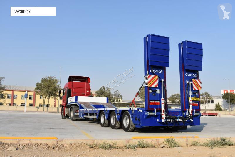 Превоз на строителна техника Donat 3 axle...