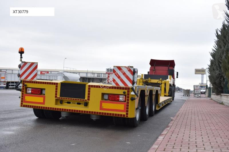 Oplegger Donat Front loading hydraulic lowbed
