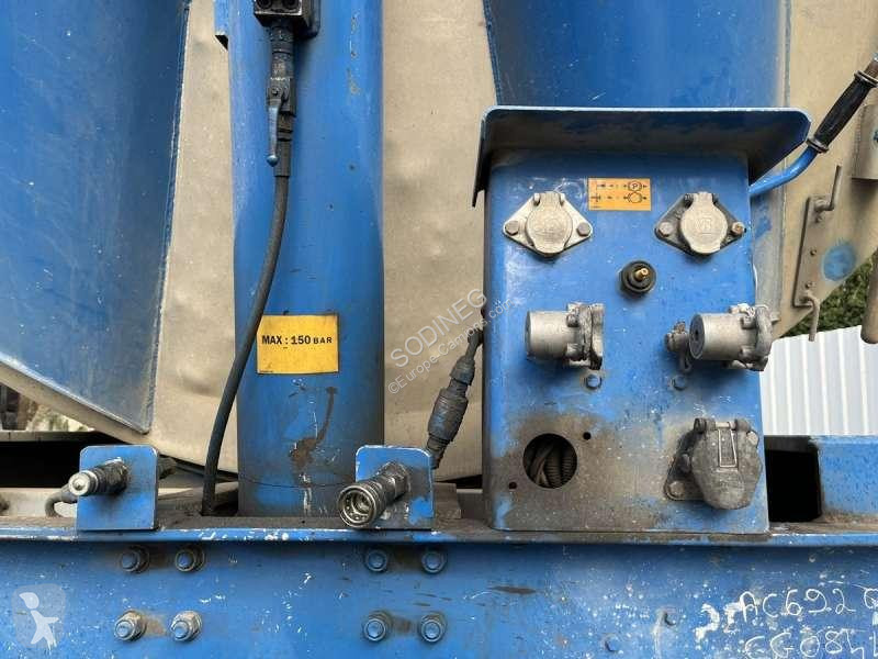 Semitrailer Benalu  3 ESSIEUX
