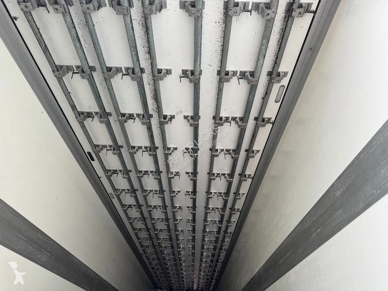 Oplegger Schmitz Cargobull SCB S3B, MEAT RAILS,...