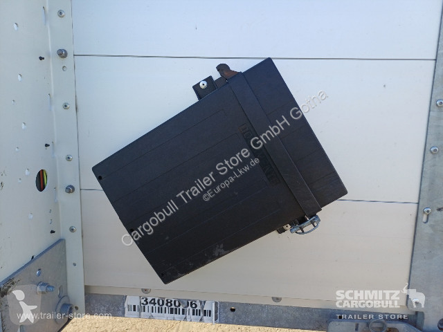 Návěs Schmitz Cargobull Curtainsider Mega Getränke