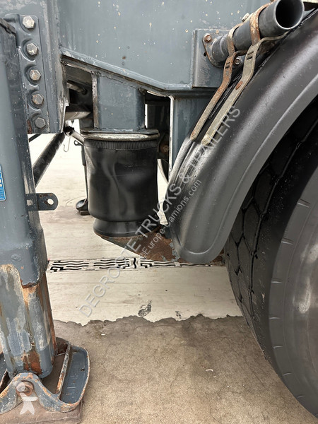 Semi remorque  23 cub