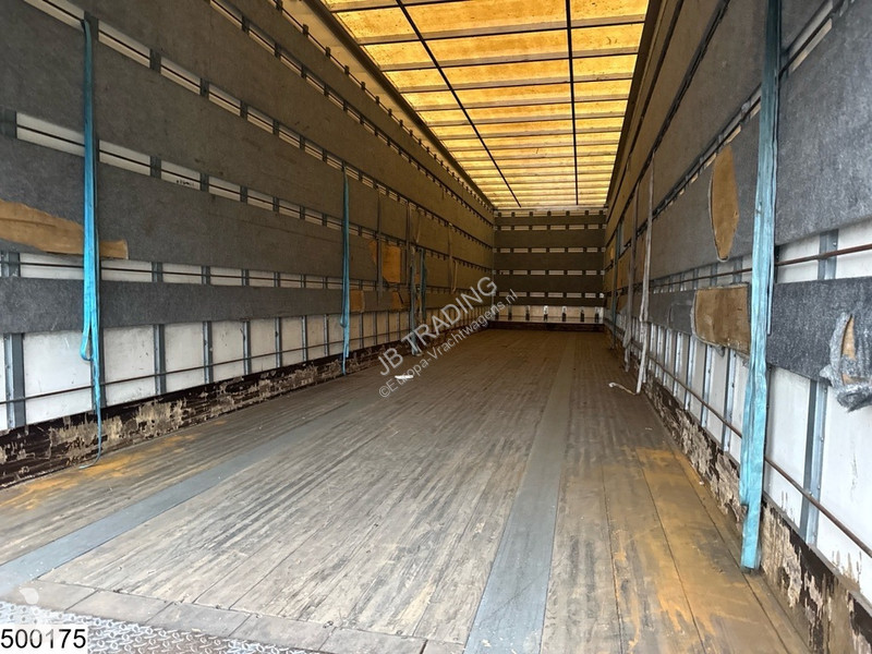 نصف مقطورة Samro gesloten bak 15 Units.