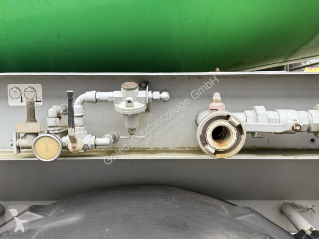 نصف مقطورة Müller-Mitteltal Liebherr...
