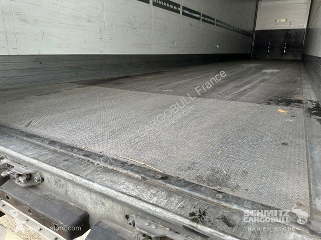نصف مقطورة Schmitz Cargobull Semitrailer...