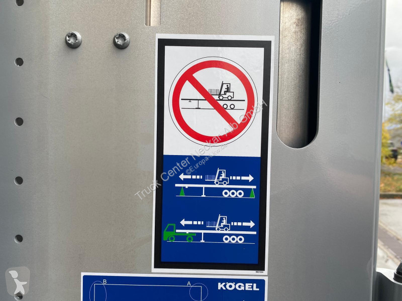 نصف مقطورة Kögel   3 Achs MEGA NEU Curtain SAF...
