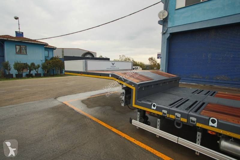 Трал Yalcin PTE ENGIN 4 ESSIEUX EXTENSIBLE...