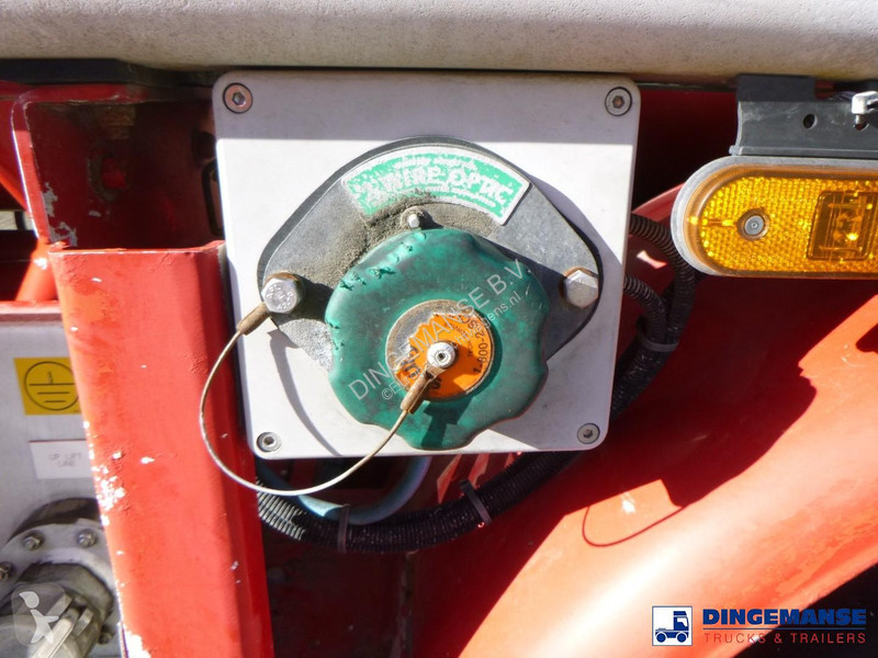Semi remorque Feldbinder Fuel tank alu 44.5 m3...