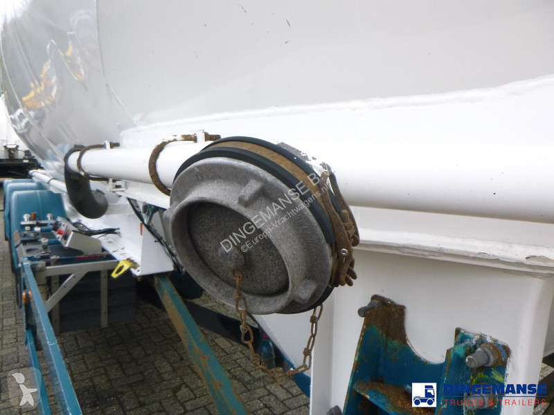 Semi remorque Feldbinder Powder tank alu 40 m3...