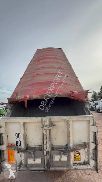 Semi remorque Benalu
