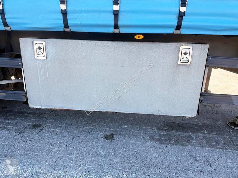 Félpótkocsi  Curtainsider / City-Plane Stapler