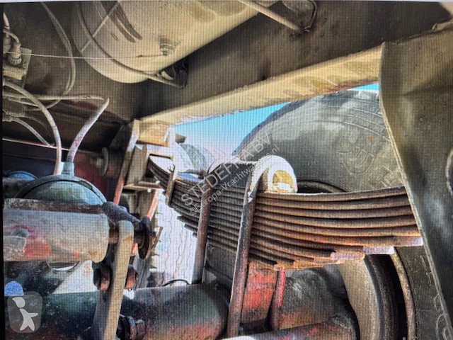 نصف مقطورة Fruehauf 2 Axle , 8 Tyres , Steel...