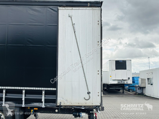 Návěs Schmitz Cargobull Curtainsider Mega Getränke