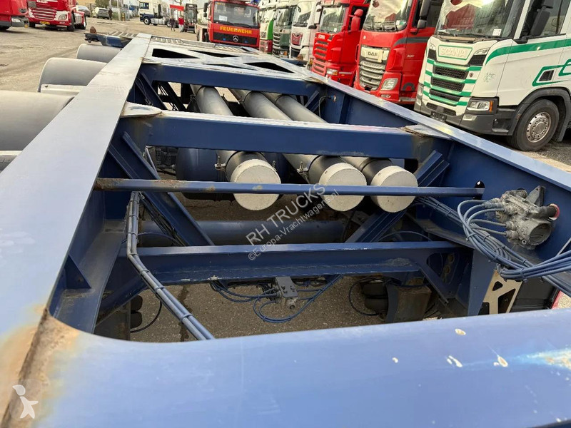 نصف مقطورة Burg BPO 12-27 CCXAX 3 AXLE - SAF -...