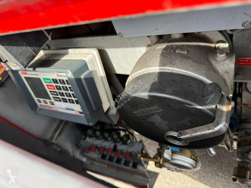 نصف مقطورة LAG L022 2 AS TANK MET SCHADE -...