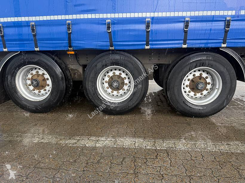 نصف مقطورة Kel-Berg Curtainsider / Planenauflieger