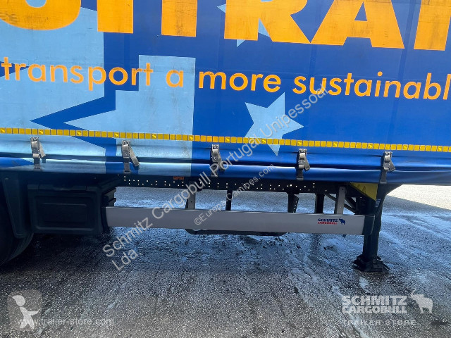 نصف مقطورة Schmitz Cargobull Semitrailer...