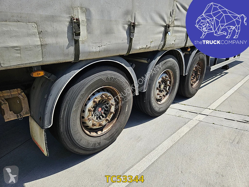 نصف مقطورة Fruehauf